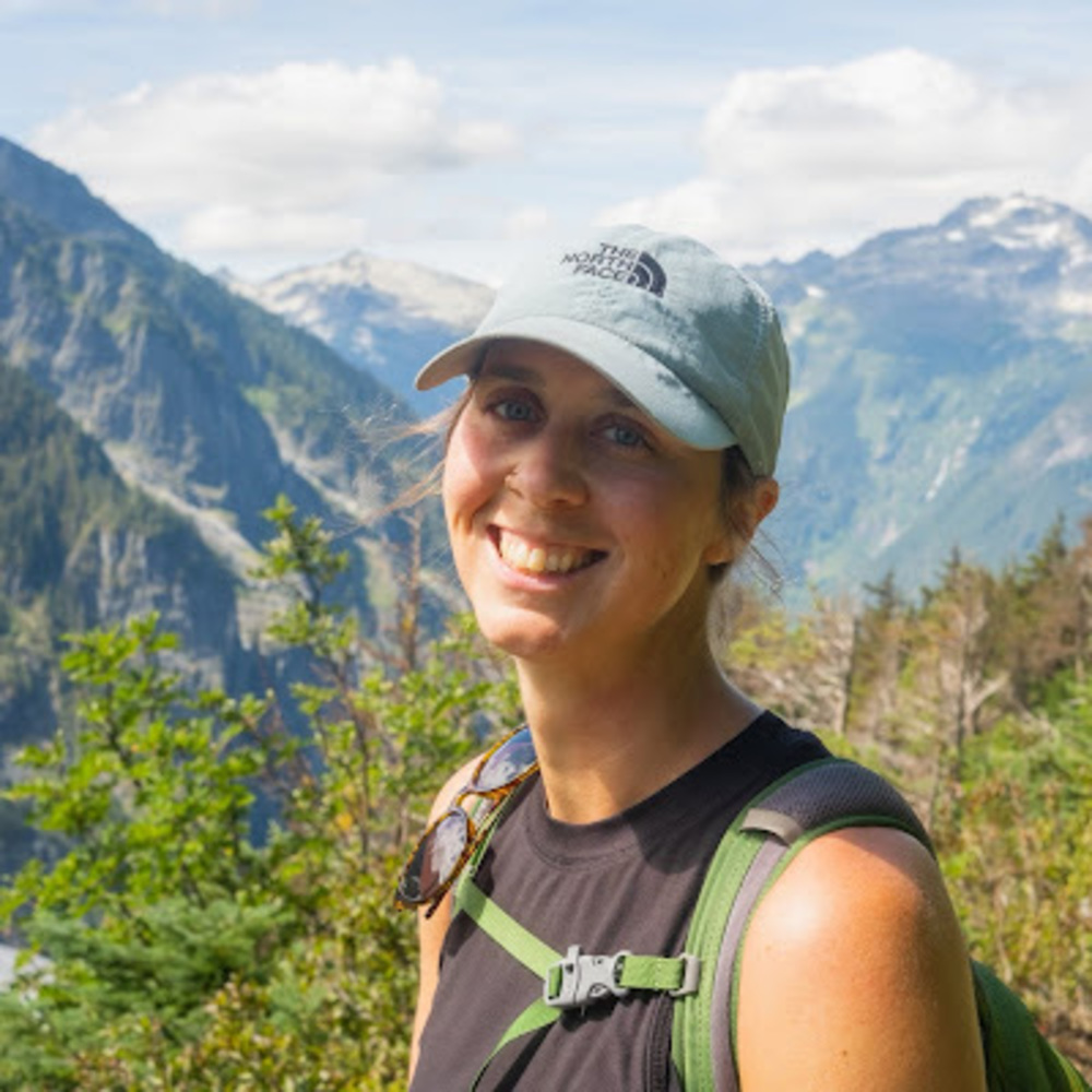 Meet your Posher, Hannah